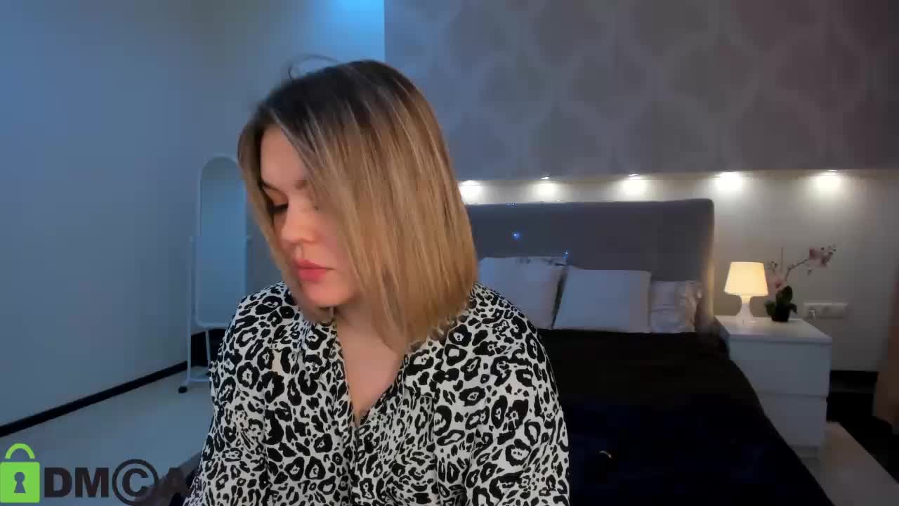 Jerry-Hall Adult Chat December 19, 2025