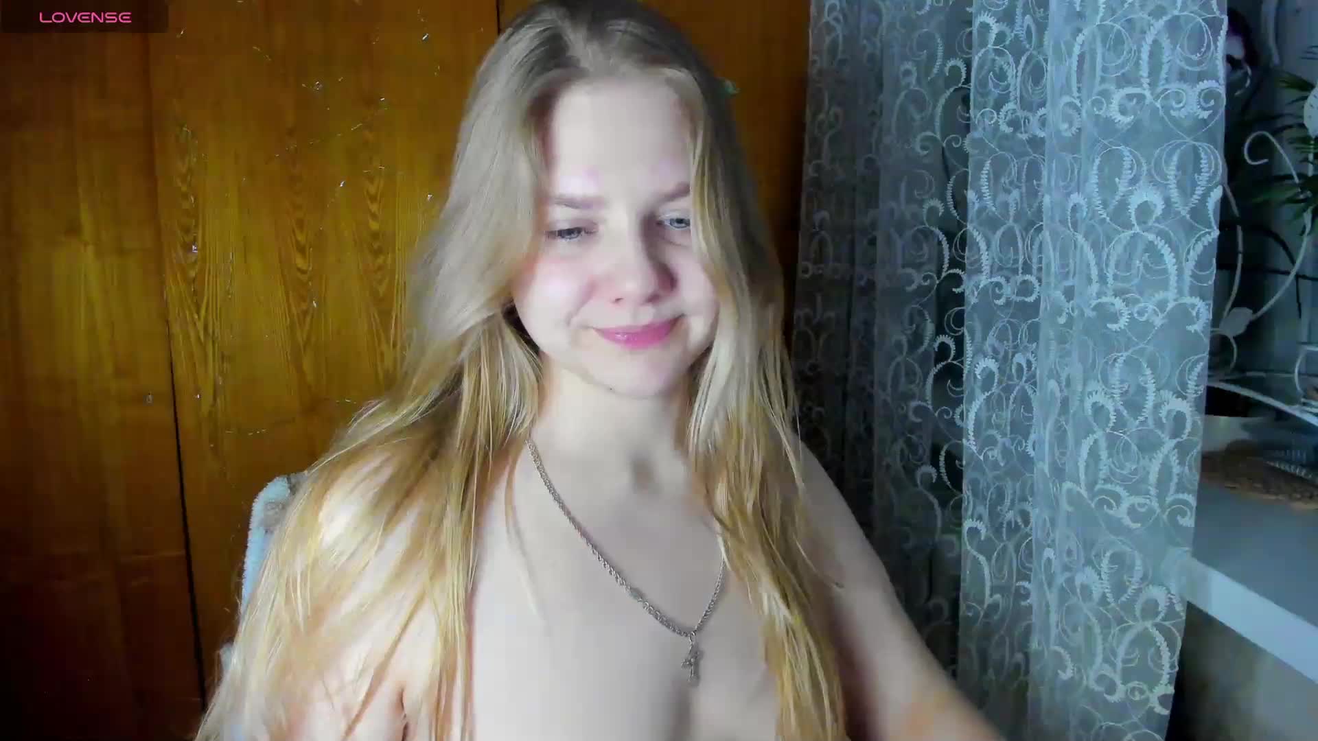 Emma-Frizea Adult Chat December 19, 2025