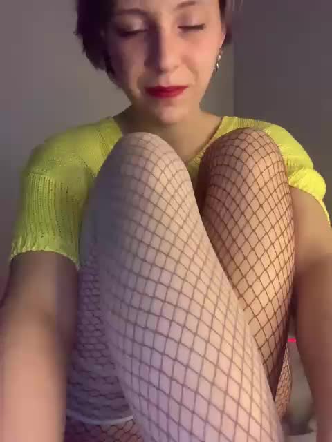 MilaMcGarden Adult Chat December 19, 2025