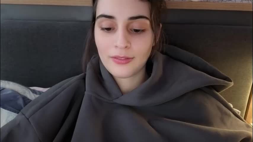 wonderland_stia Adult Chat December 19, 2025