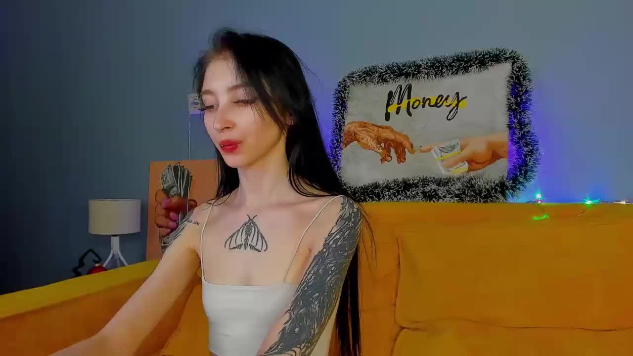 Ellen-Hops Adult Chat December 19, 2025