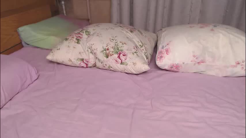 hornylland Adult Chat December 19, 2025