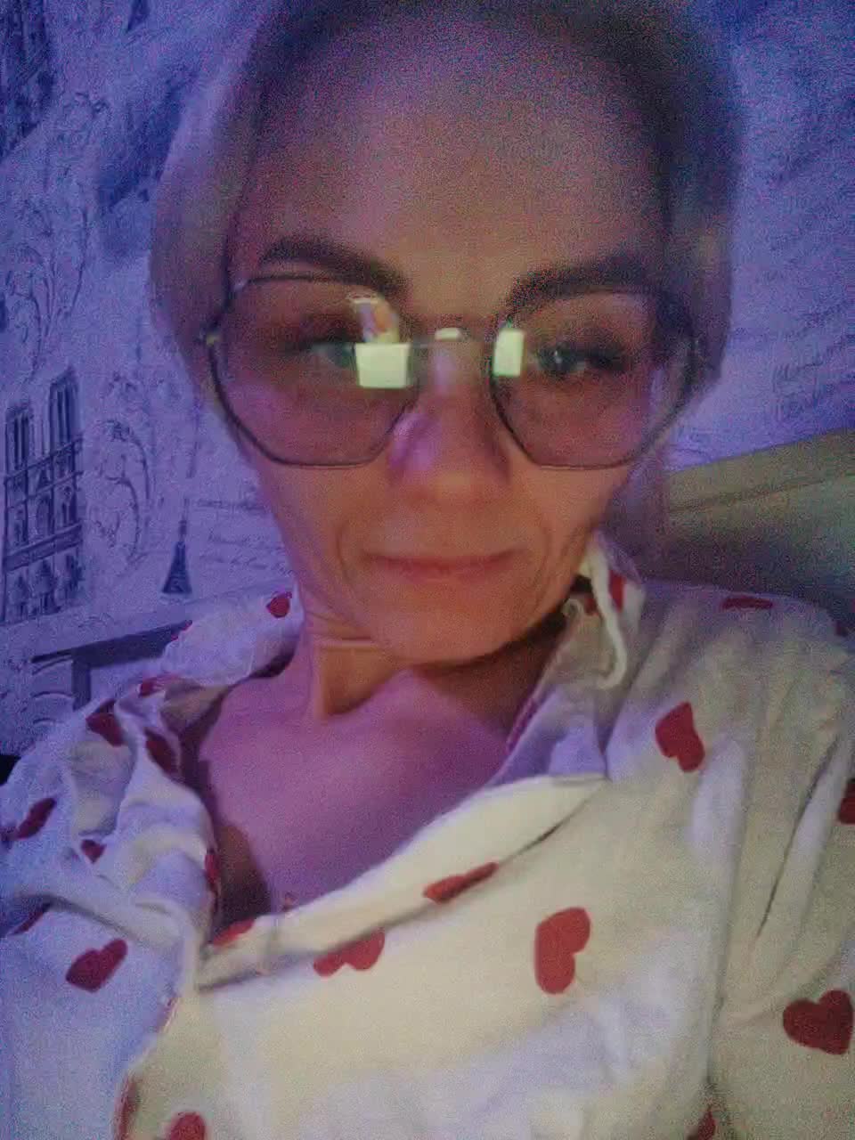 Evangelina2909rus Adult Chat December 19, 2025