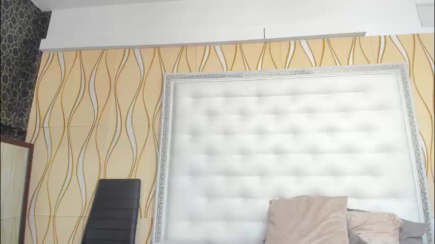 karissia_ Adult Chat December 19, 2025