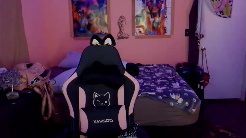 yoursecretgirlfriend963 Adult Chat December 19, 2025