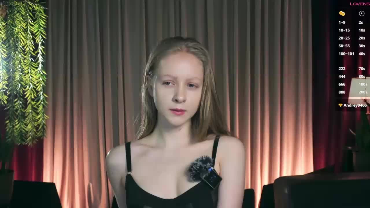 MiaVebes Adult Chat December 19, 2025