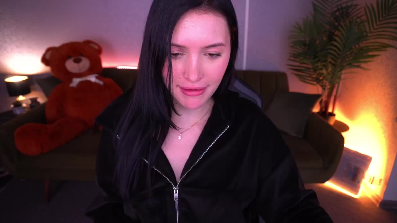 MilaSecret Adult Chat December 19, 2025