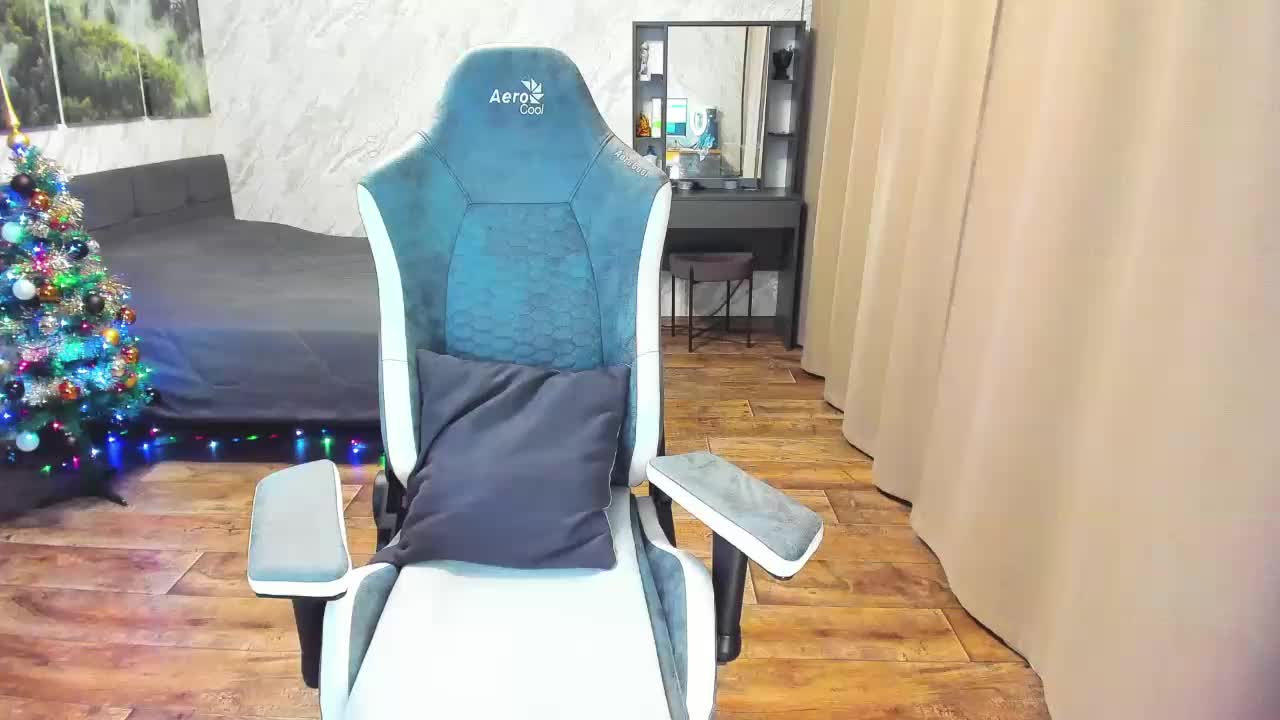 LolaLaLol Adult Chat December 19, 2025