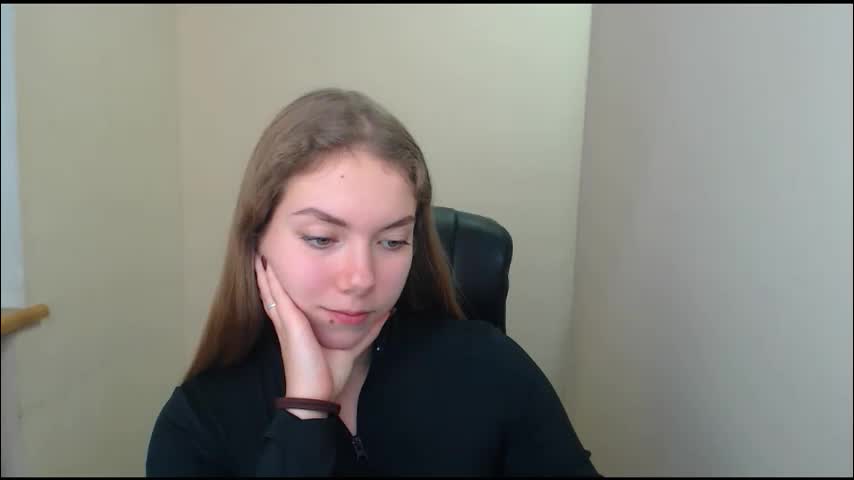 zoey_deuttch Adult Chat December 19, 2025