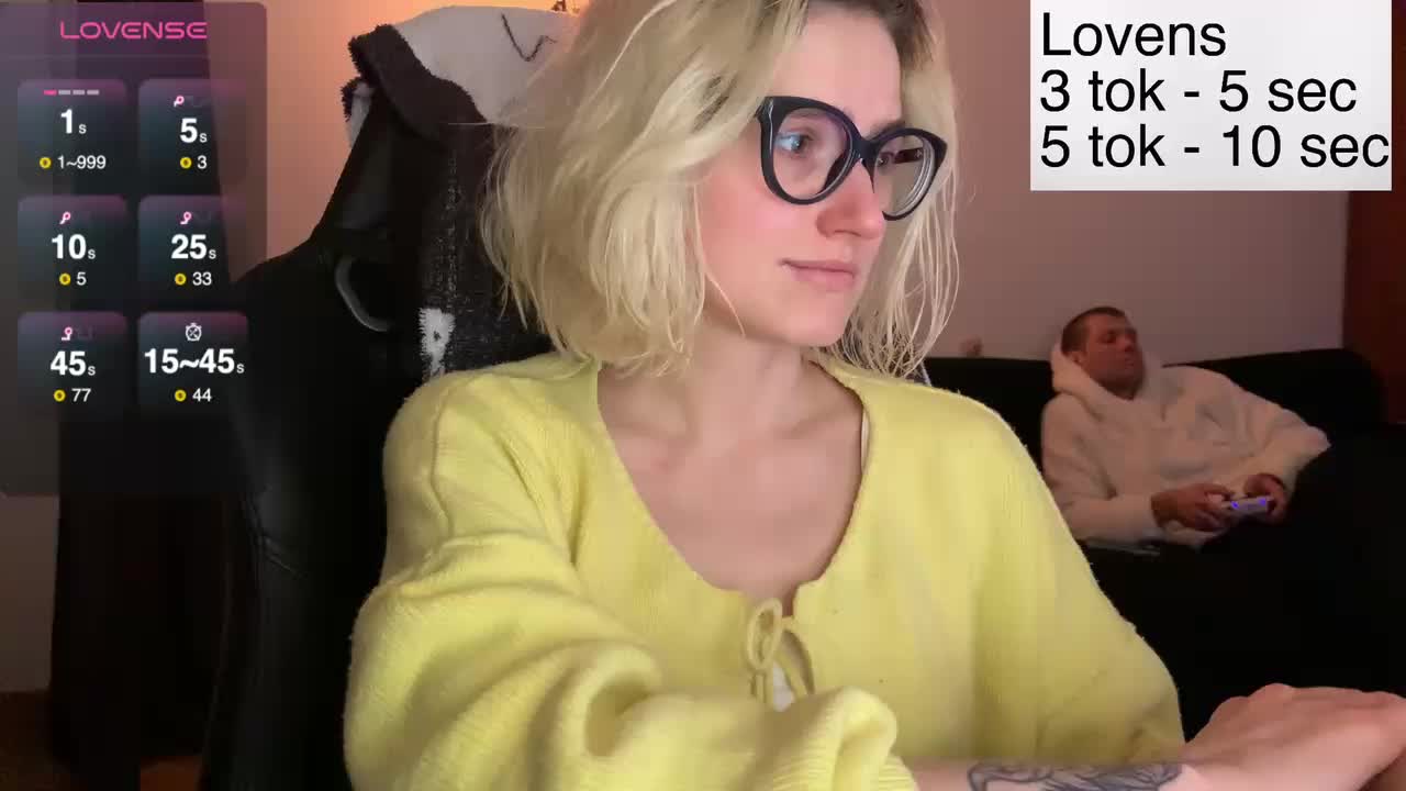 Sexy-Sweets Adult Chat December 19, 2025