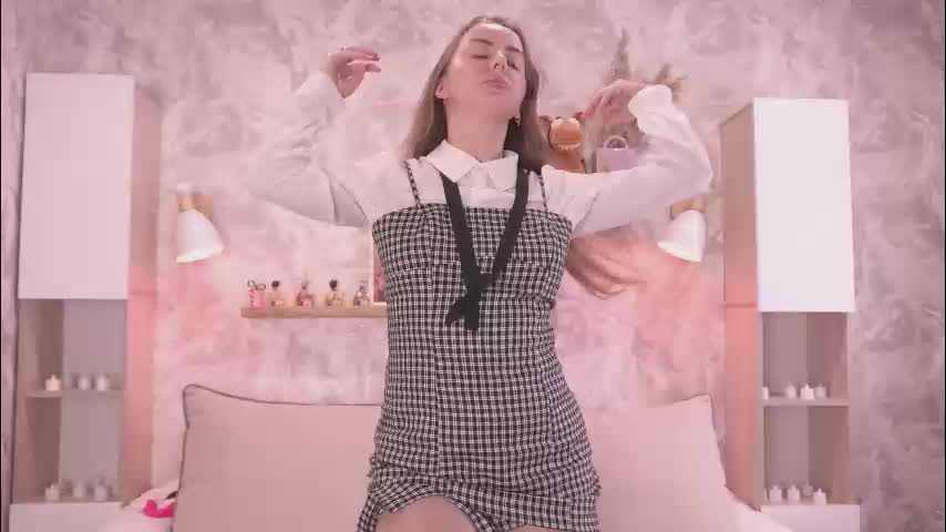 fluffy_hat Adult Chat December 19, 2025