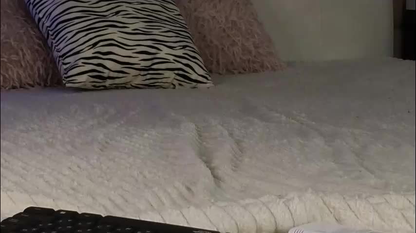 roxanelan Adult Chat December 20, 2025