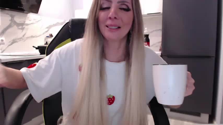 blondalina Adult Chat December 20, 2025