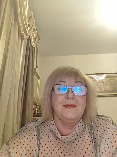 KarinkaSweet Adult Chat December 20, 2025