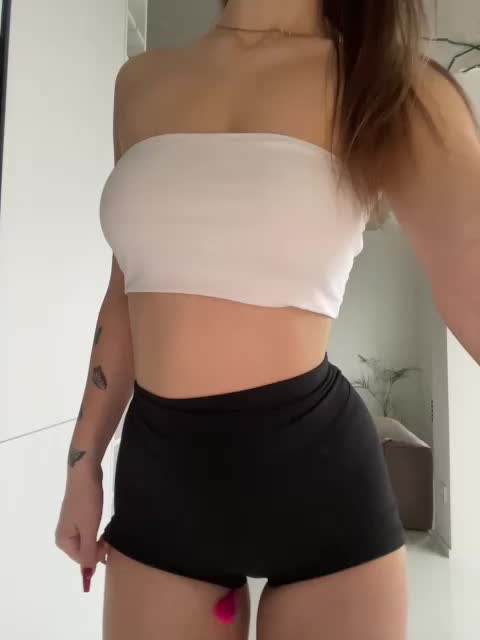 Lolichka20 Adult Chat December 20, 2025