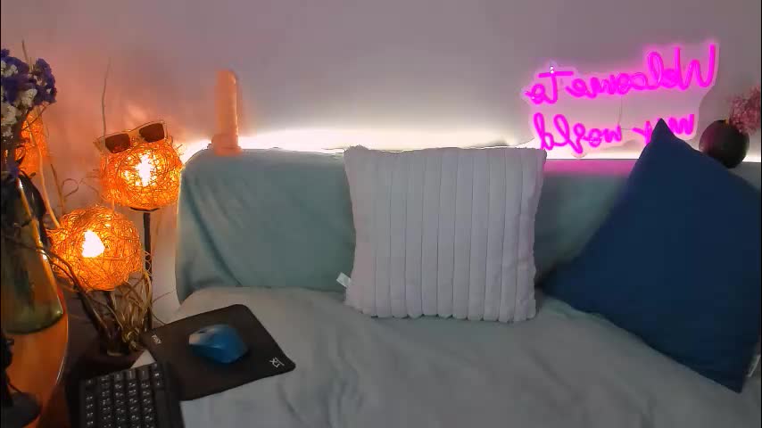 lucia_lucky Adult Chat December 21, 2025