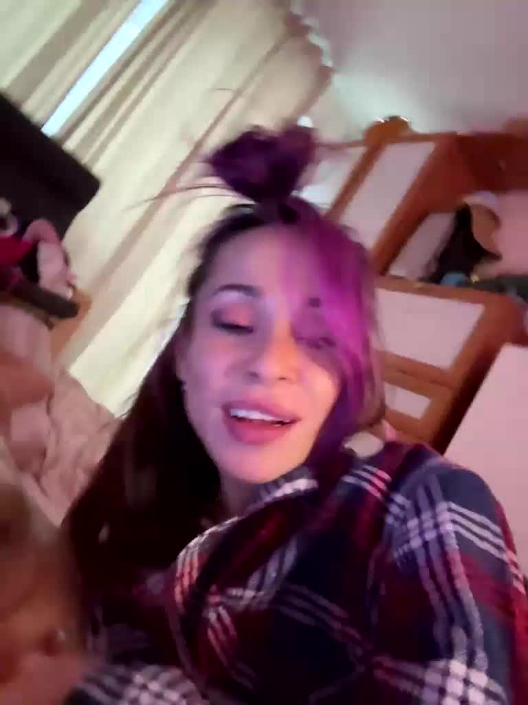 VIP17CoupleDream Adult Chat December 21, 2025