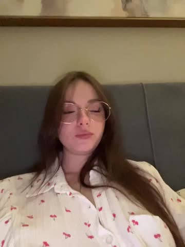 OlivkaVif Adult Chat December 21, 2025