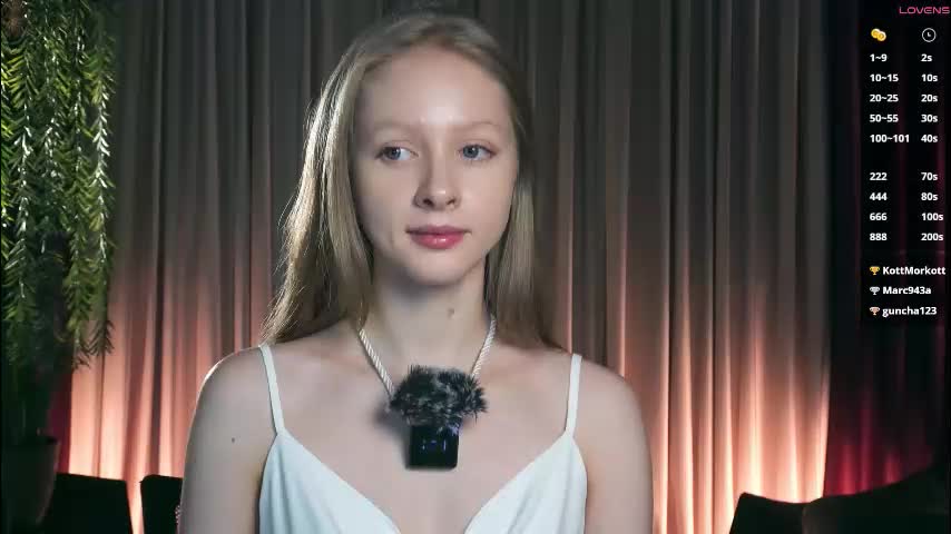 mia_vebes Adult Chat December 21, 2025