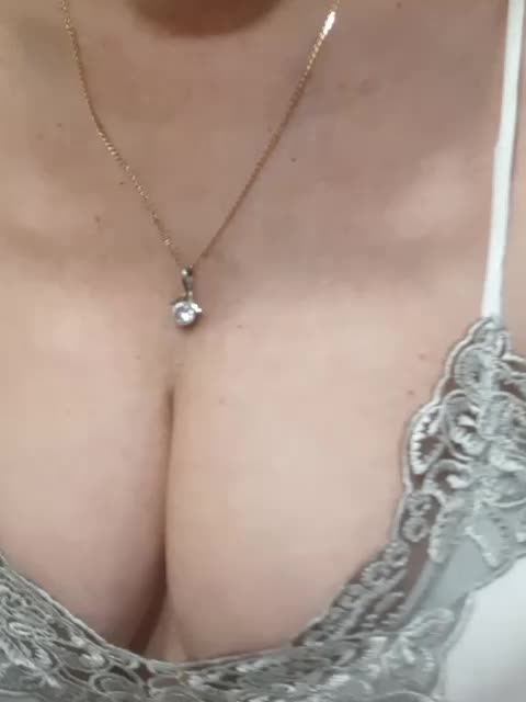 SexiestJess45 Adult Chat December 21, 2025