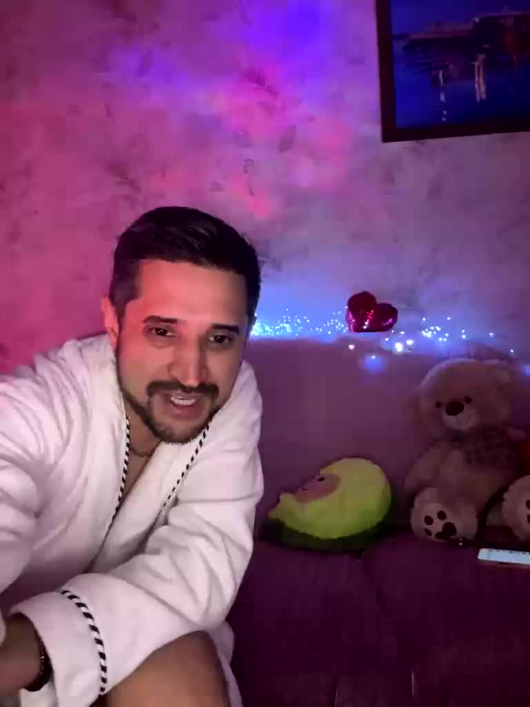 VIP17CoupleDream Adult Chat December 21, 2025