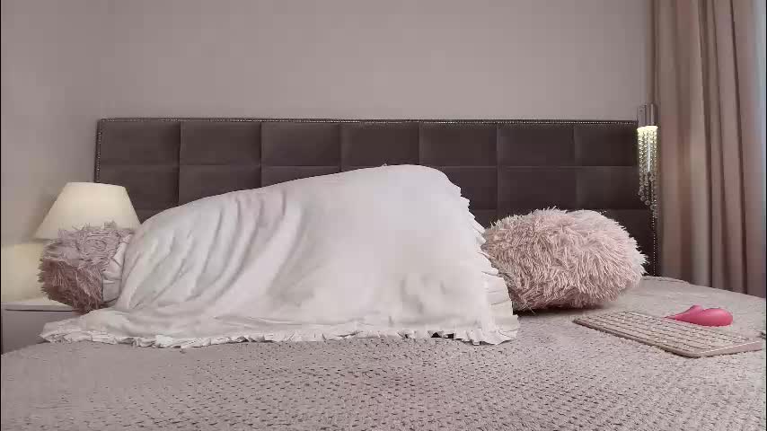 sensual_jasmine Adult Chat December 21, 2025