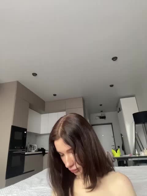 Kira_- Adult Chat December 21, 2025