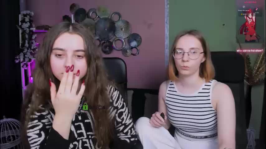 rebecca_smile_ Adult Chat December 21, 2025