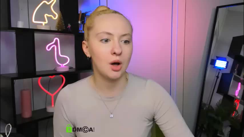 mila_glow Adult Chat December 21, 2025