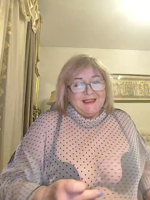 KarinkaSweet Adult Chat December 22, 2025