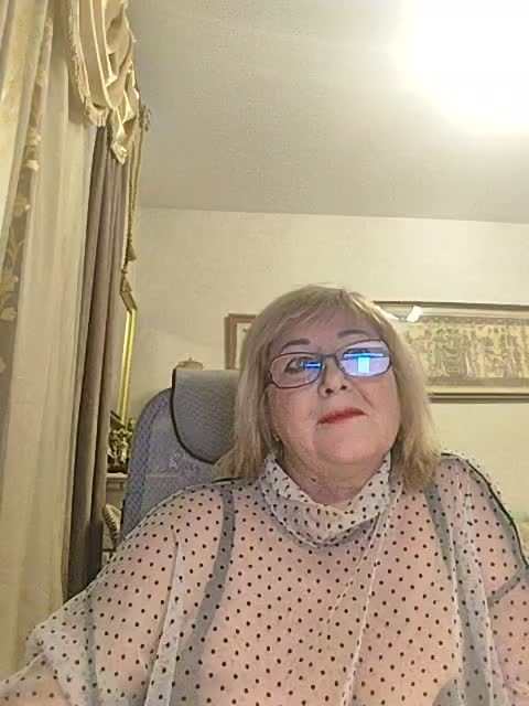 KarinkaSweet Adult Chat December 21, 2025