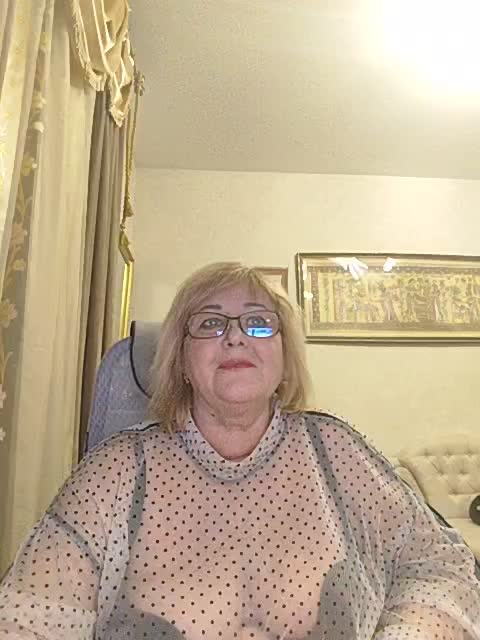 KarinkaSweet Adult Chat December 22, 2025