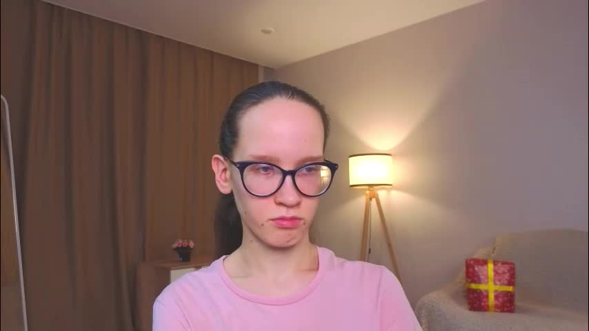 lynettebails Adult Chat December 22, 2025