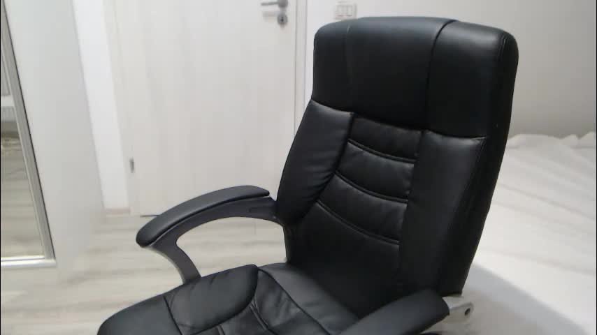 blue_eyes96 Adult Chat December 22, 2025