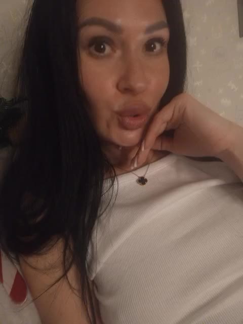 Black_chick Adult Chat December 22, 2025