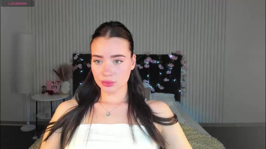 ameli_povilainn Adult Chat December 22, 2025
