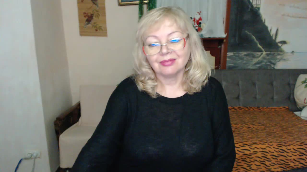 EvelynLoveShy Adult Chat December 22, 2025