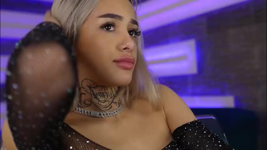 blondie_muller Adult Chat December 22, 2025