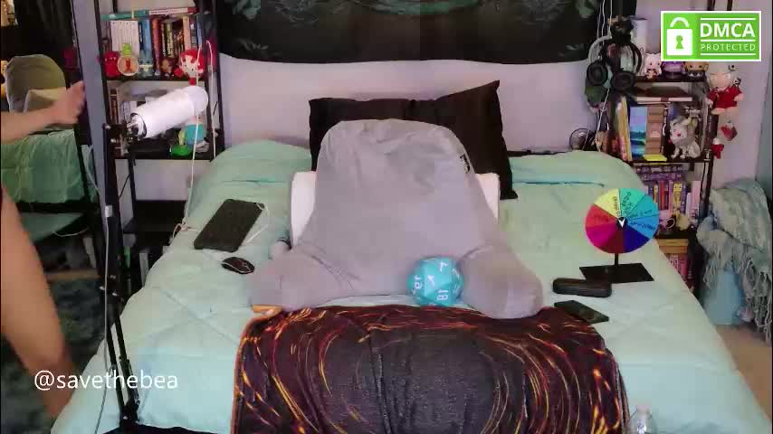 savethebea Adult Chat December 22, 2025