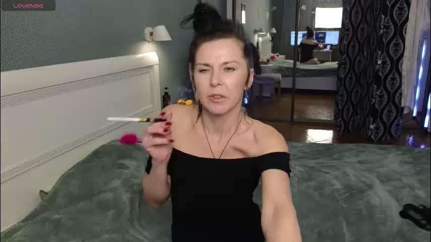 lina_flore Adult Chat December 22, 2025