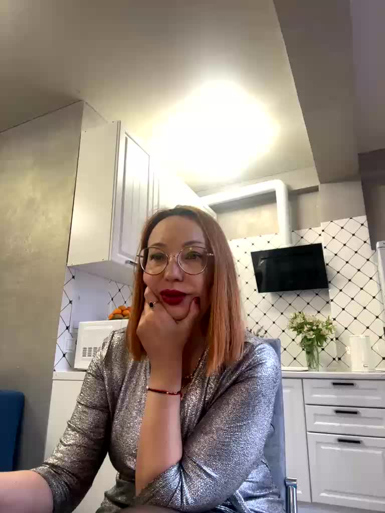 Pink-Lips Adult Chat December 22, 2025