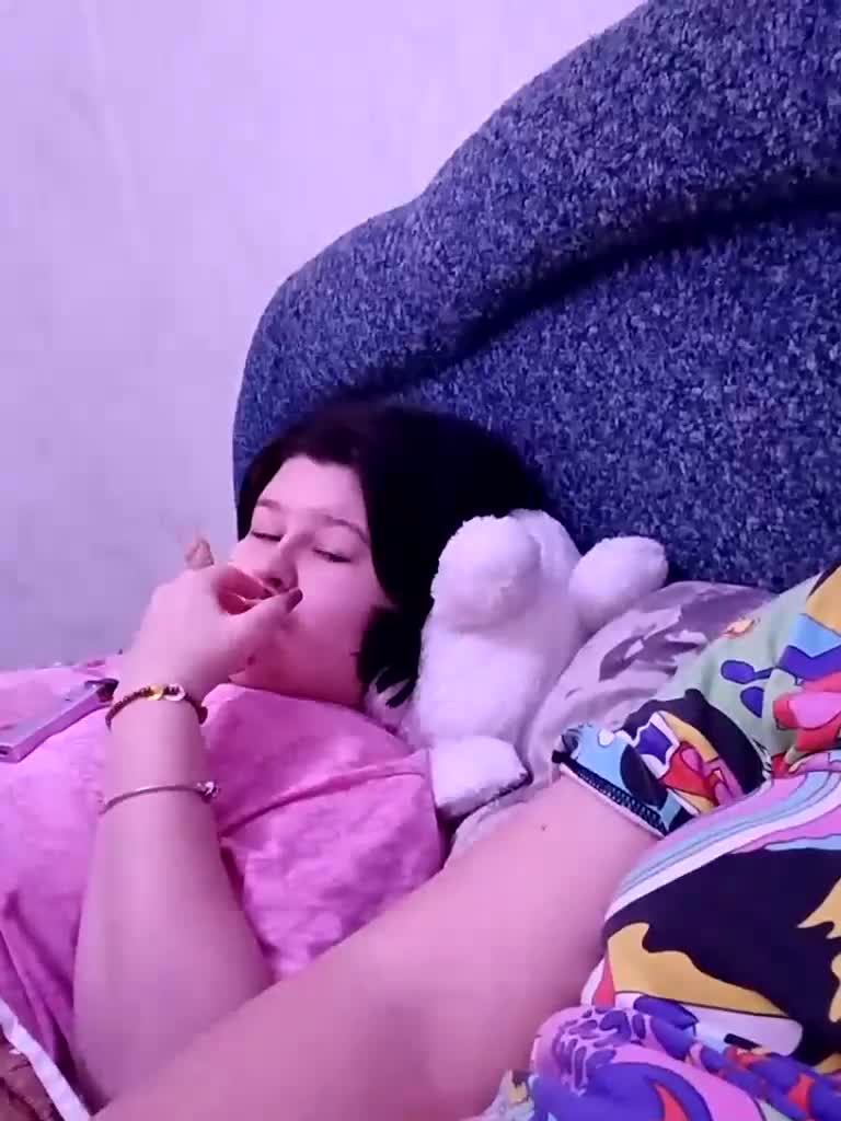 2Lesbians Adult Chat December 22, 2025