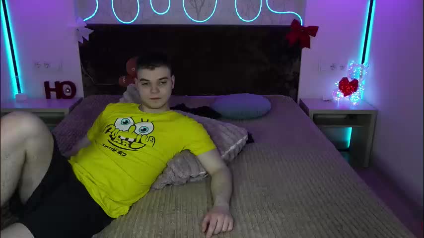 vikki_and_george Adult Chat December 22, 2025