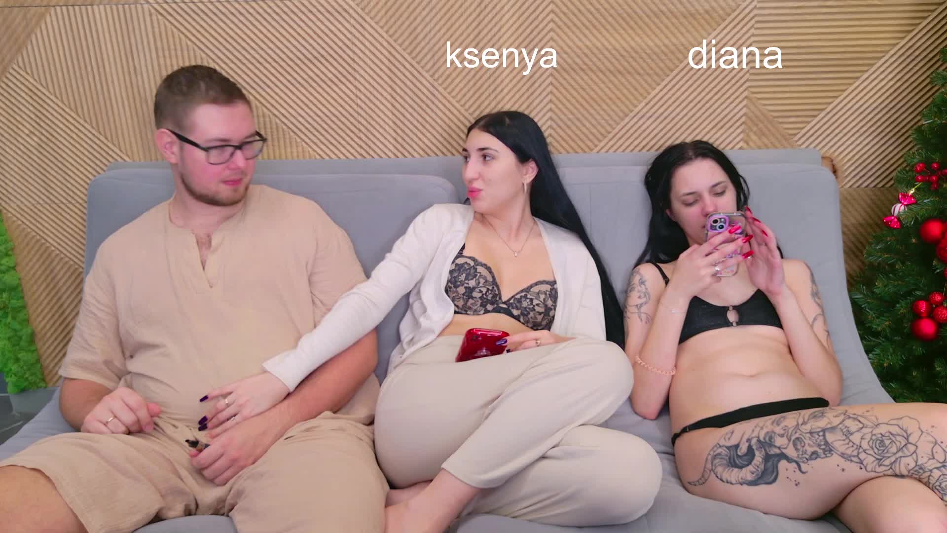 WebcamSlut Adult Chat December 22, 2025