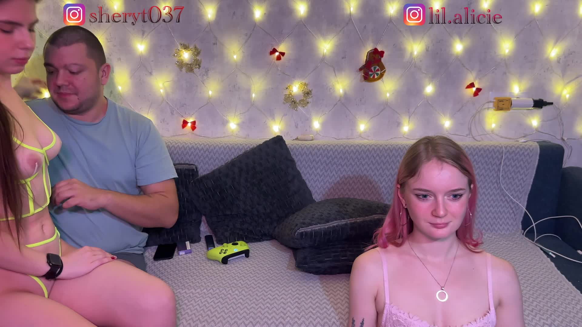 Maliinaa Adult Chat December 22, 2025