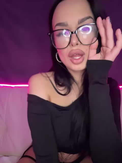 Lola-li Adult Chat December 22, 2025