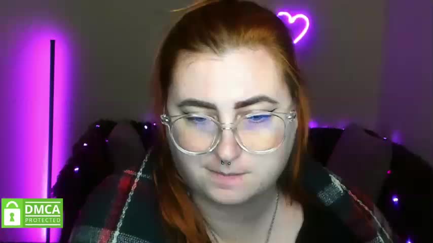 Aliciaredluv Adult Chat December 23, 2025