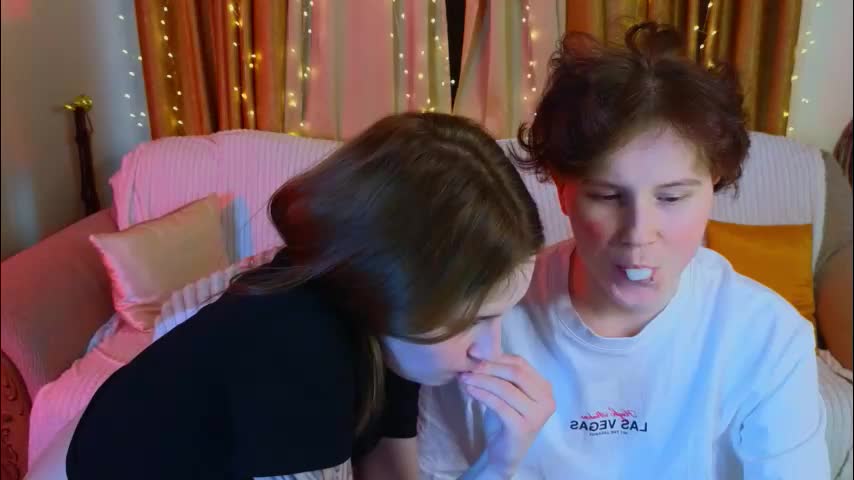 berry_assortment Adult Chat December 22, 2025