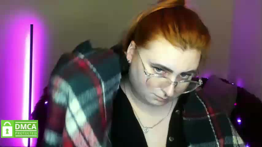 Aliciaredluv Adult Chat December 22, 2025