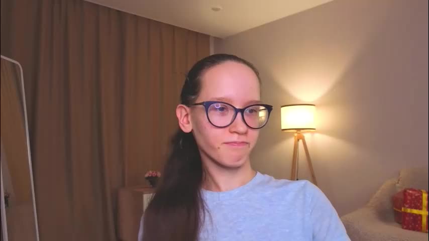 lynettebails Adult Chat December 22, 2025